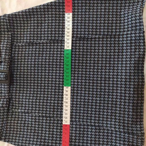Attrattivo mini winter skirt like new, gray checkered