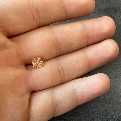 Sapphire used 2.05 carats, square shape, golden yellow