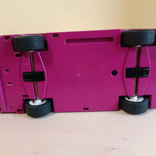 Playmobil camper used with missing parts and breaks