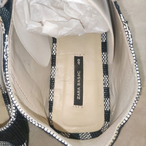 Zara flat mule shoes like new size 40
