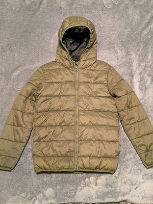 Children's olive jacket used for 8-9 years old