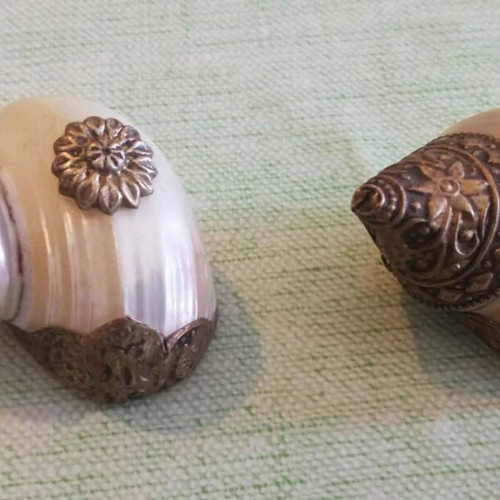 Shankha παραδοσιακά τελετουργικά κοχύλια σαν καινούργιο από Θιβέτ ή Νεπάλ