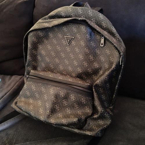 Guess backpack like new, brown leatherette