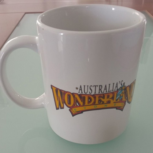 Mug Australia's Wonderland Sydney like new