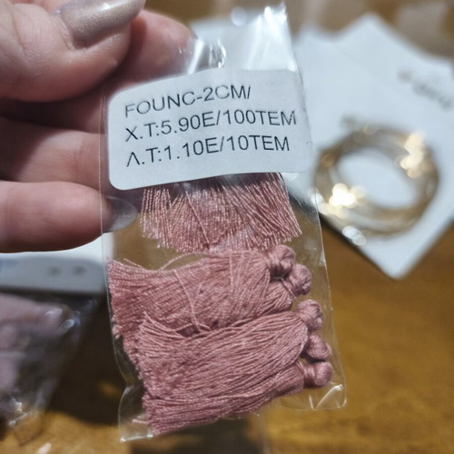 Craft and jewelry making tassels like new