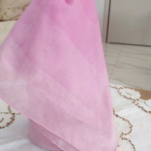 Gentilucci Italy Scarf 85x85 Like New Pink Lurex