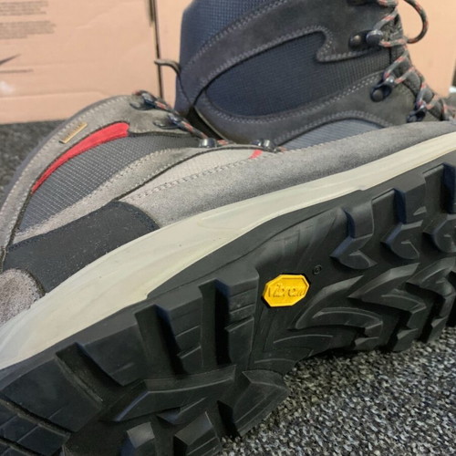 La Sportiva Cornon GTX Hiking Boots like new, gray, size 47