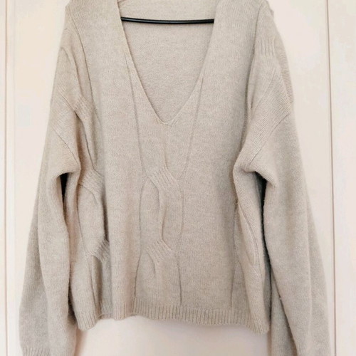 Massimo Dutti wool oversized sweater beige like new, size M-L