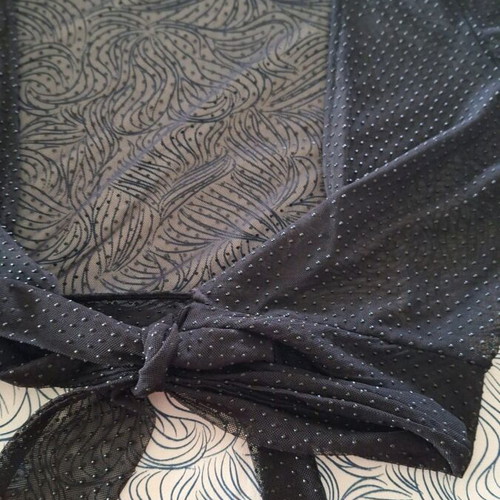 Bolero used black with dots and tie under the chest