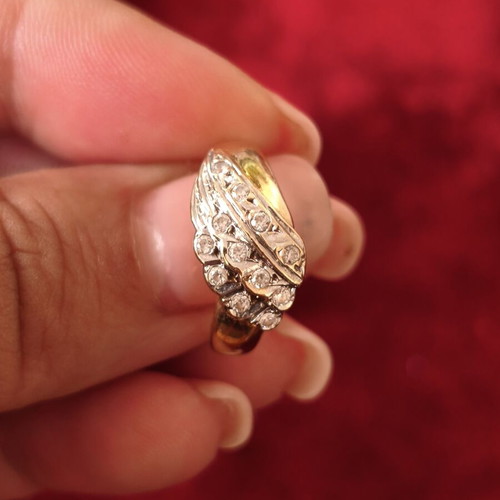 Gold women's ring 14K with natural diamonds 0.04 ct, like new