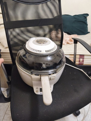 Air Fryer like new, fully functional
