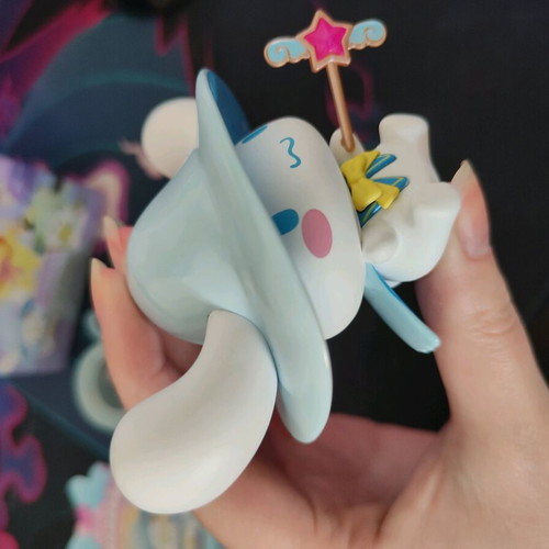 Sanrio Cinnamoroll mage figure brand new with box and card