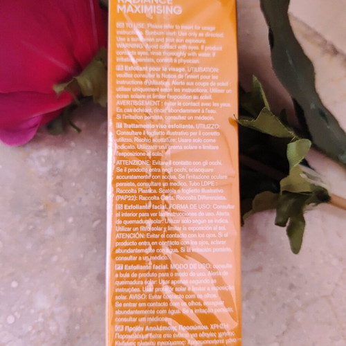 Avon Anew Radiance Maximising Micro-Dermabrasion Face Cream with Vitamin C 75 ml new