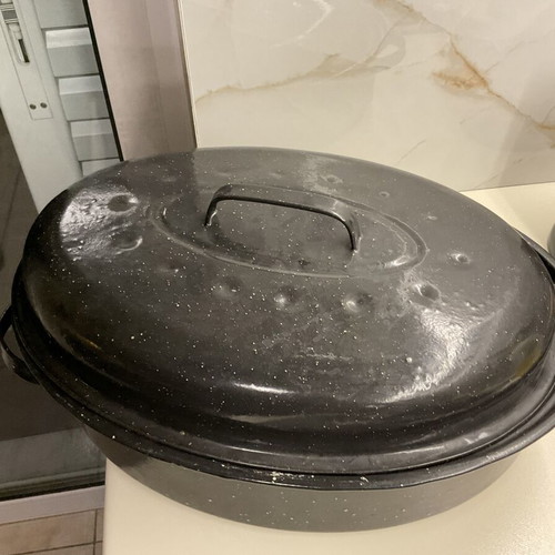 Metal Oven Roasting Pan with Lid and Rack 40 cm like new