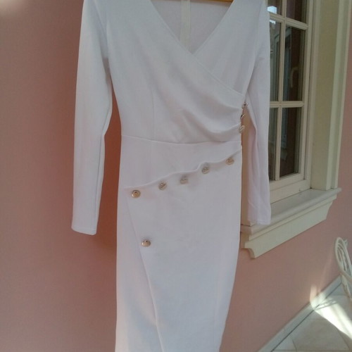 Women's dress new, size medium
