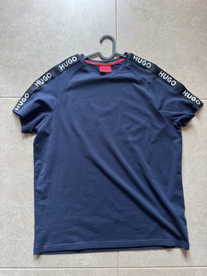 Hugo Boss T-shirt L size like new, blue