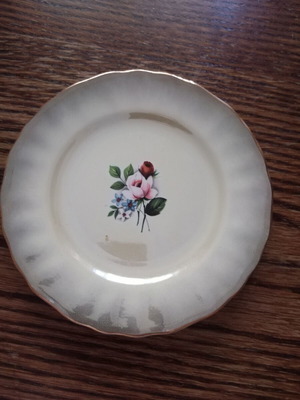 Dessert plates used, set of 6 porcelain with floral design Kerameikos