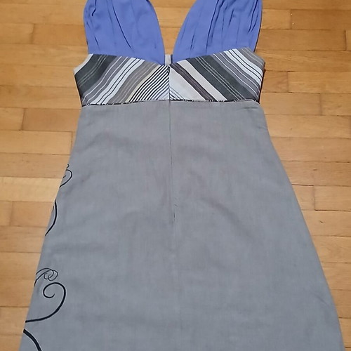 St-Martins sleeveless dress with butterfly design size 40 like new