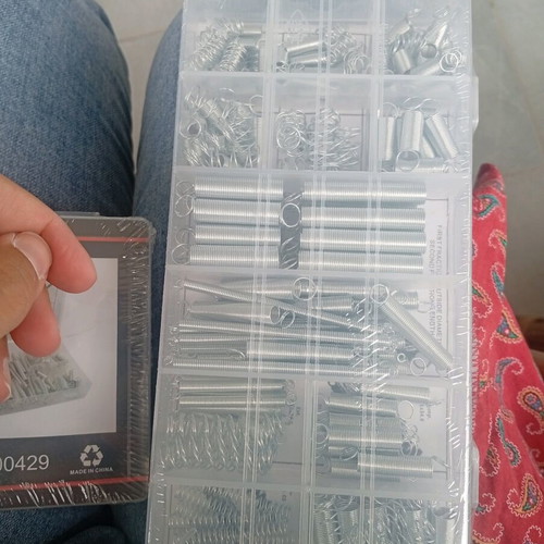 GKL Tools spring set 200 pieces new, assorted sizes in plastic case