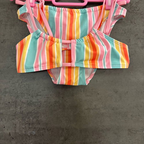 Girls' clothing set for ages 9-10 like new, multicolored