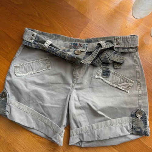 Bershka Khaki Shorts XS Like New