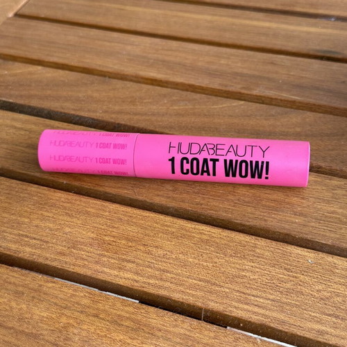Huda Beauty 1 Coat Wow Mascara full size 10ml new
