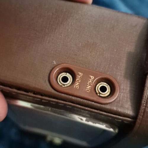 Radio used, needs service, vintage
