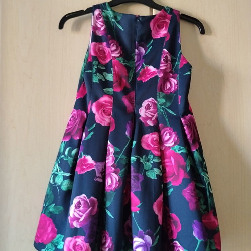 Matou France children's dress, size 8, colorful
