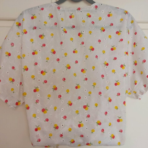 White Broderie Shirt with Fruit Print One Size like new