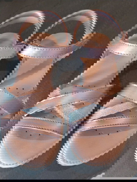 Geox πεδιλακια 33
