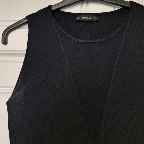Zara midi dress black like new with ribbed fabric