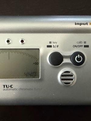 Stagg TU-C Chromatic Tuner like new