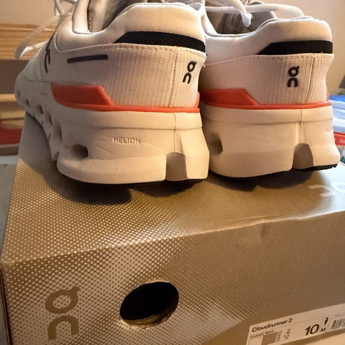 On Cloudrunner 2 athletic shoes used, size 44, white