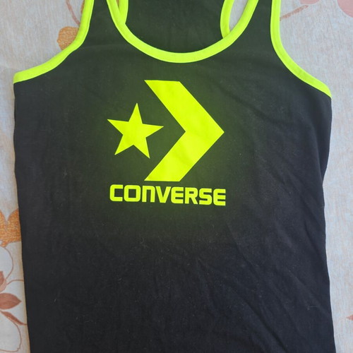Converse sleeveless top like new, size L, black and yellow