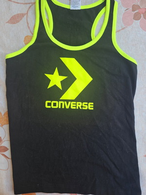 Converse sleeveless top like new, size L, black and yellow