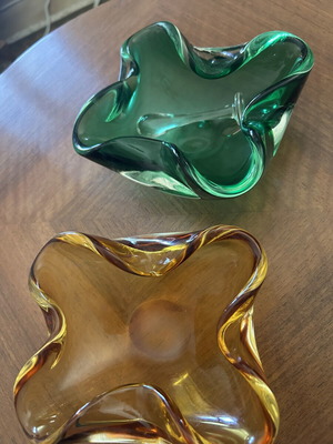 Vintage Murano Glass Ashtrays like new, amber and green