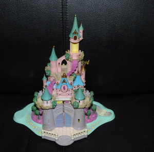 Polly pocket Cinderella castle
