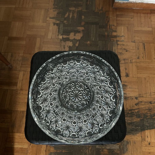 Glass nut serving dish like new