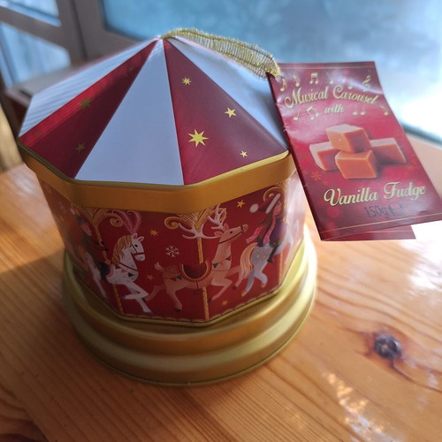 Musical metal box from England with Christmas motifs, new