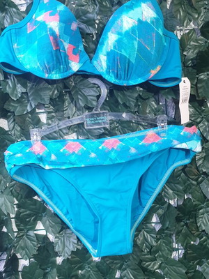 Women's swimsuit new, size M, multicolor turquoise