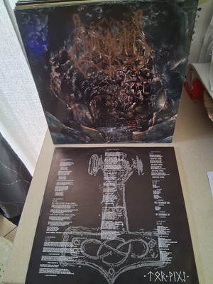 Unleashed Shadows in the Deep vinyl like new, metal