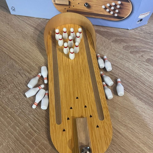 Bowling game like new