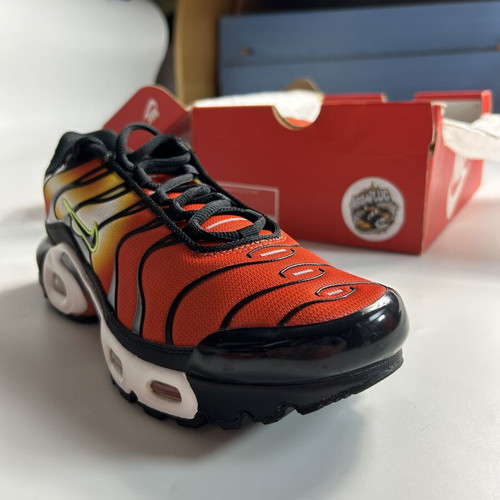 Nike Air Max Plus sneakers brand new, Sunset Orange Yellow, size 38
