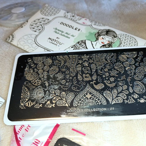 Nails art set like new with crystal clear stamper, plates and accessories