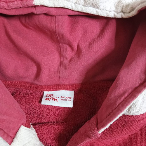 DPam Kids Bathrobe Used, Size 3-4 Years