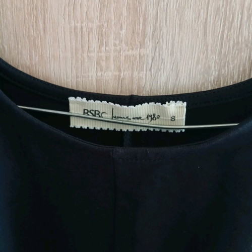 Bsb dress midi slim fit elastic like new, black