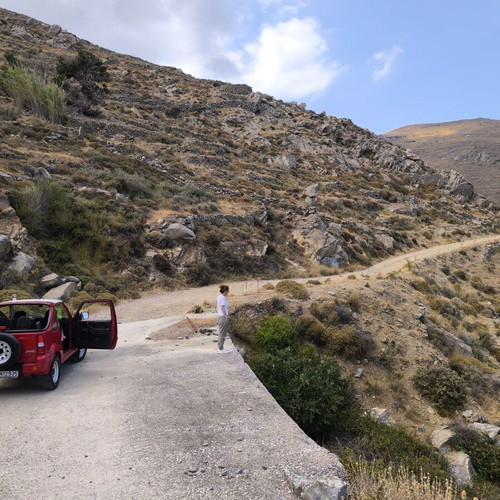 Αγροτεμάχιο στη Σέριφο με θέα στο Αιγαίο, 2068 τ.μ.