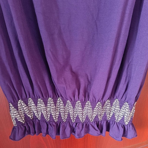 Purple blouse with elastic like new, size 3