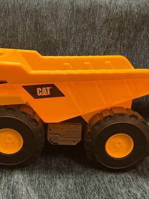 Cat Truck 38 cm like new