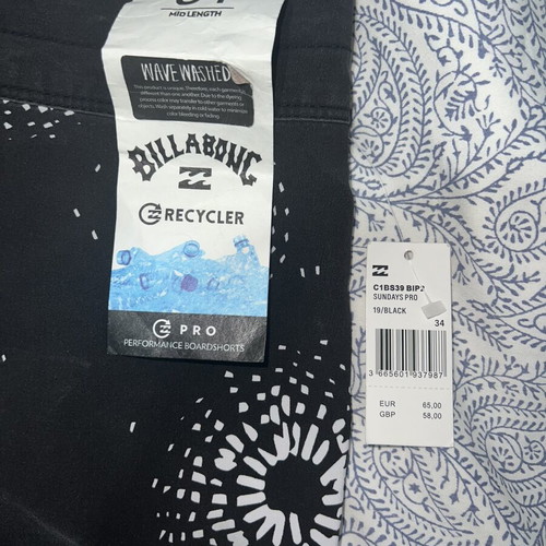 Billabong swim shorts size M new, black